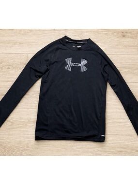 Youth LUnder Armour Black Long-Sleeve HeatGear Performance Shirt